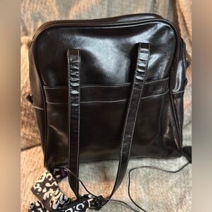 Thirty One Leather Shoulder Bag